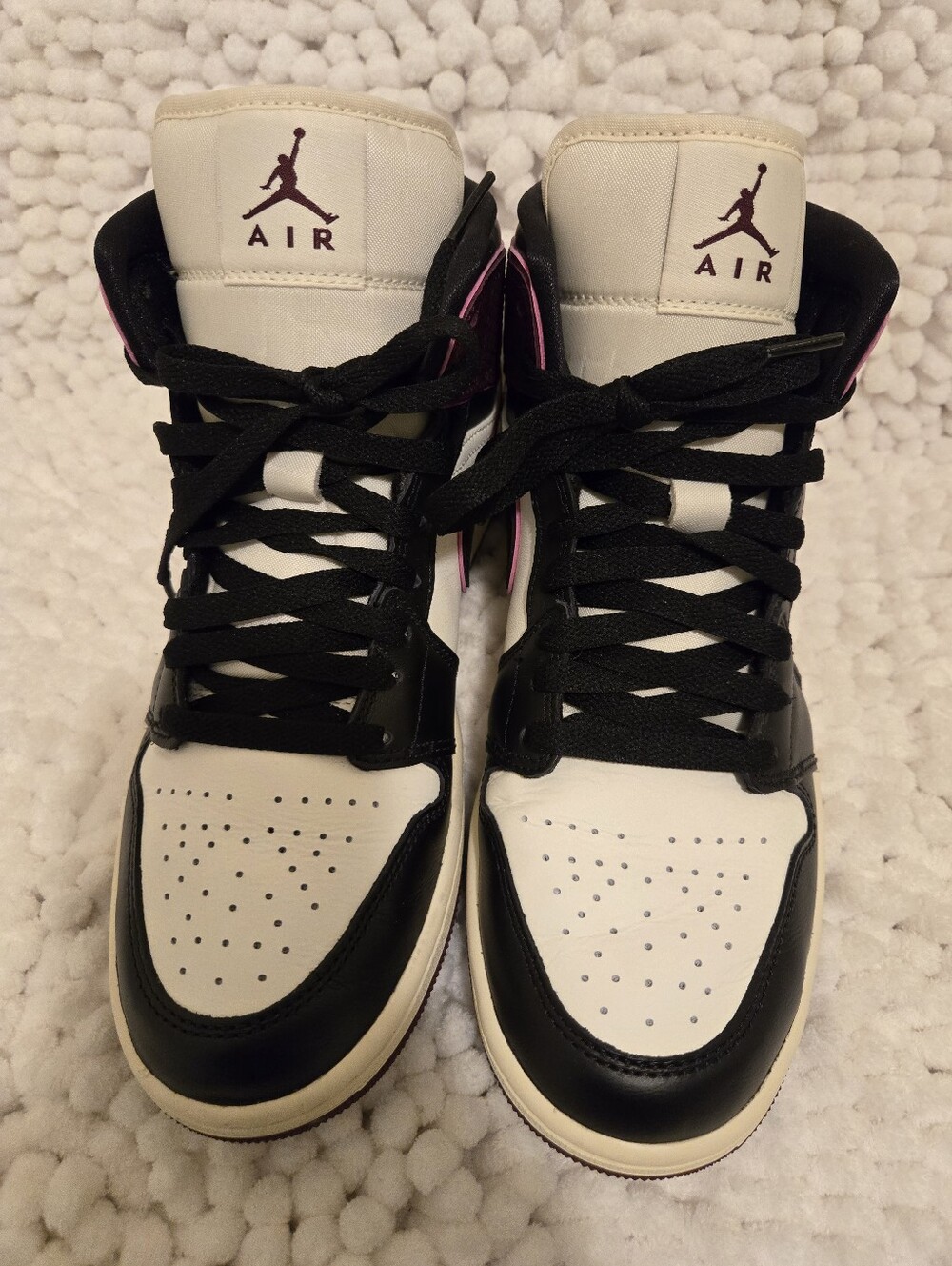 Wmns Air Jordan 1 Mid SE 'Bordeaux Size 9 - Picture 10 of 12